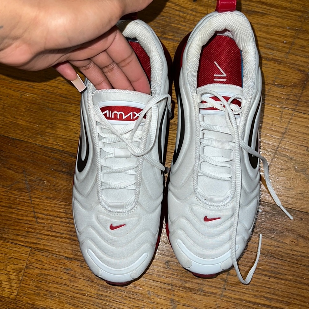 Nike air max 720 BARELY WORN